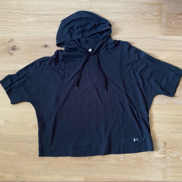 Under Armour Women’s Top Bundle | size M/L - Picture 6 of 8